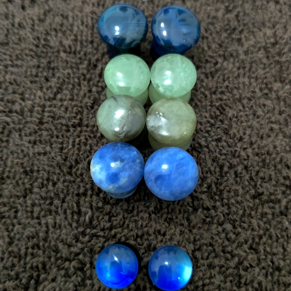 00g & 2g Variety Precious Stone Glass Plugs